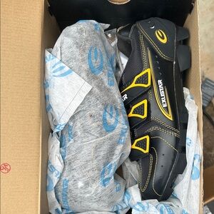 Exustar Black and Yellow Cycling Shoes